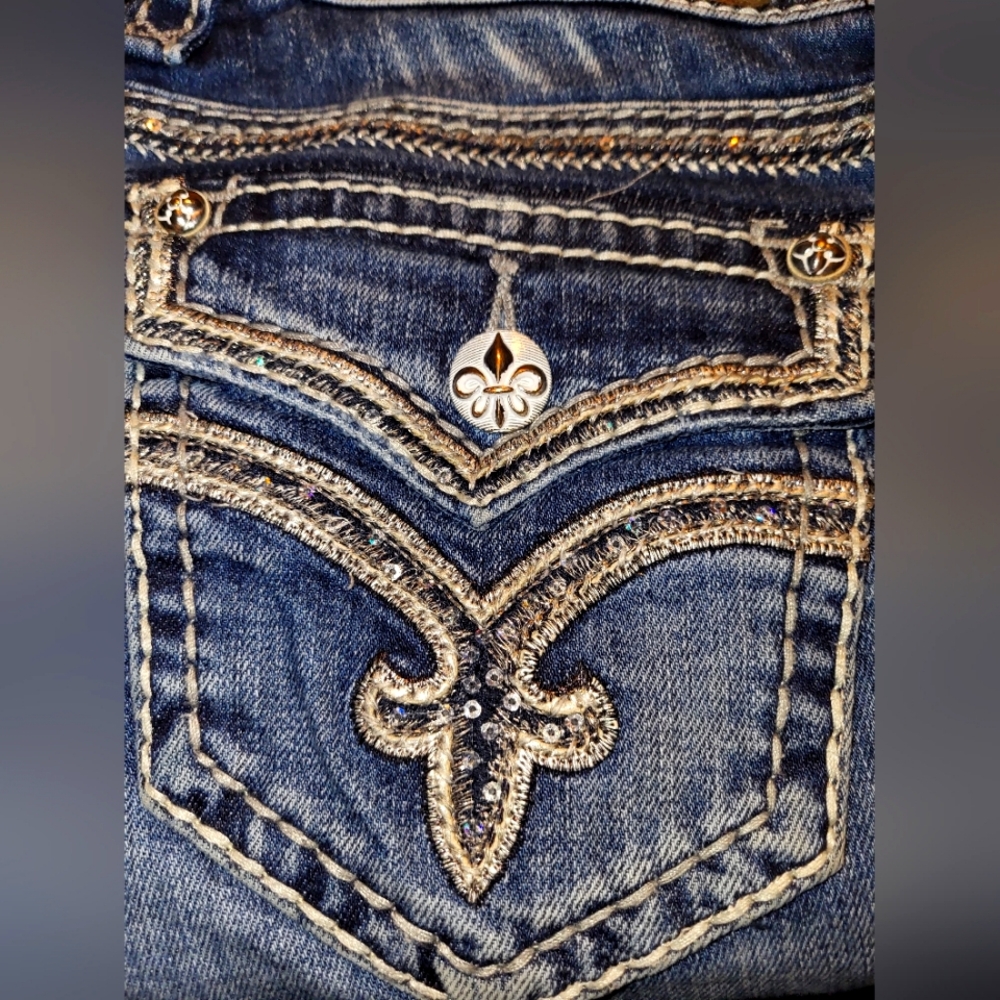 Rock revival size 27